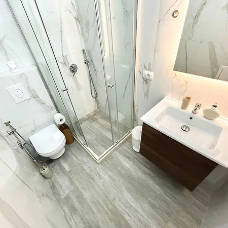 Delight 808 Appartement *