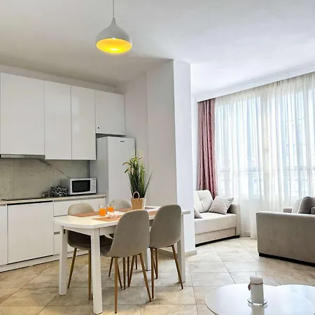 Delight 808 Appartement Golem (Tirana)