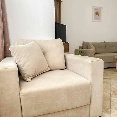 Delight 808 Appartement Golem (Tirana)