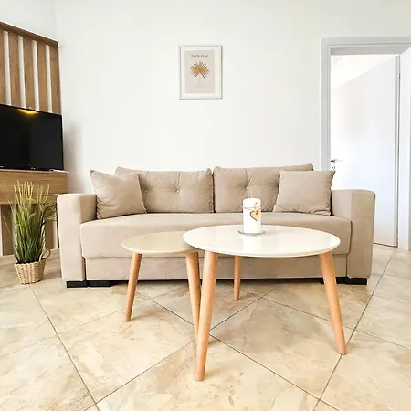 Apartment Delight 808 Golem (Tirana)